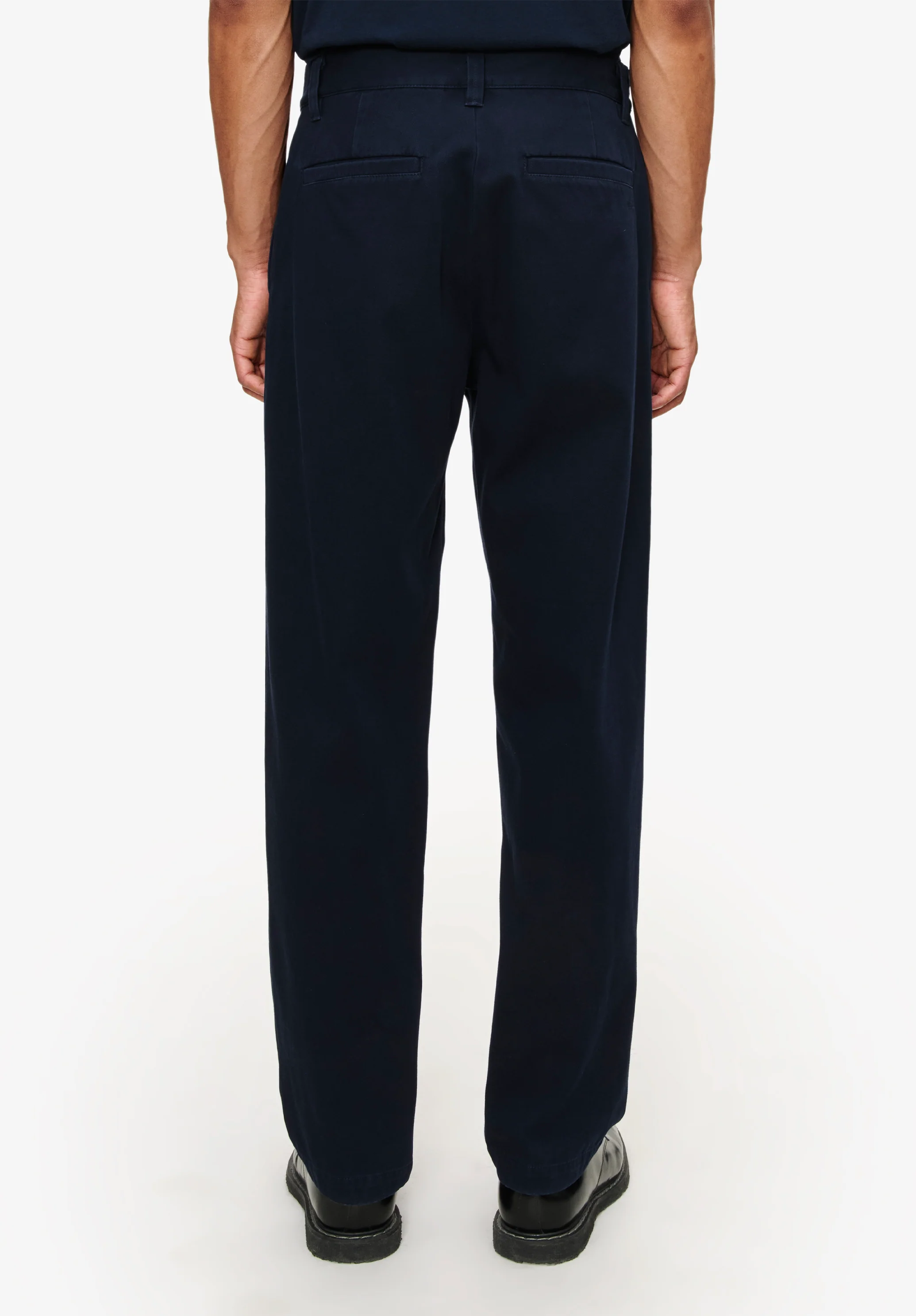 Chino droit ajusté en gabardine - Image 4