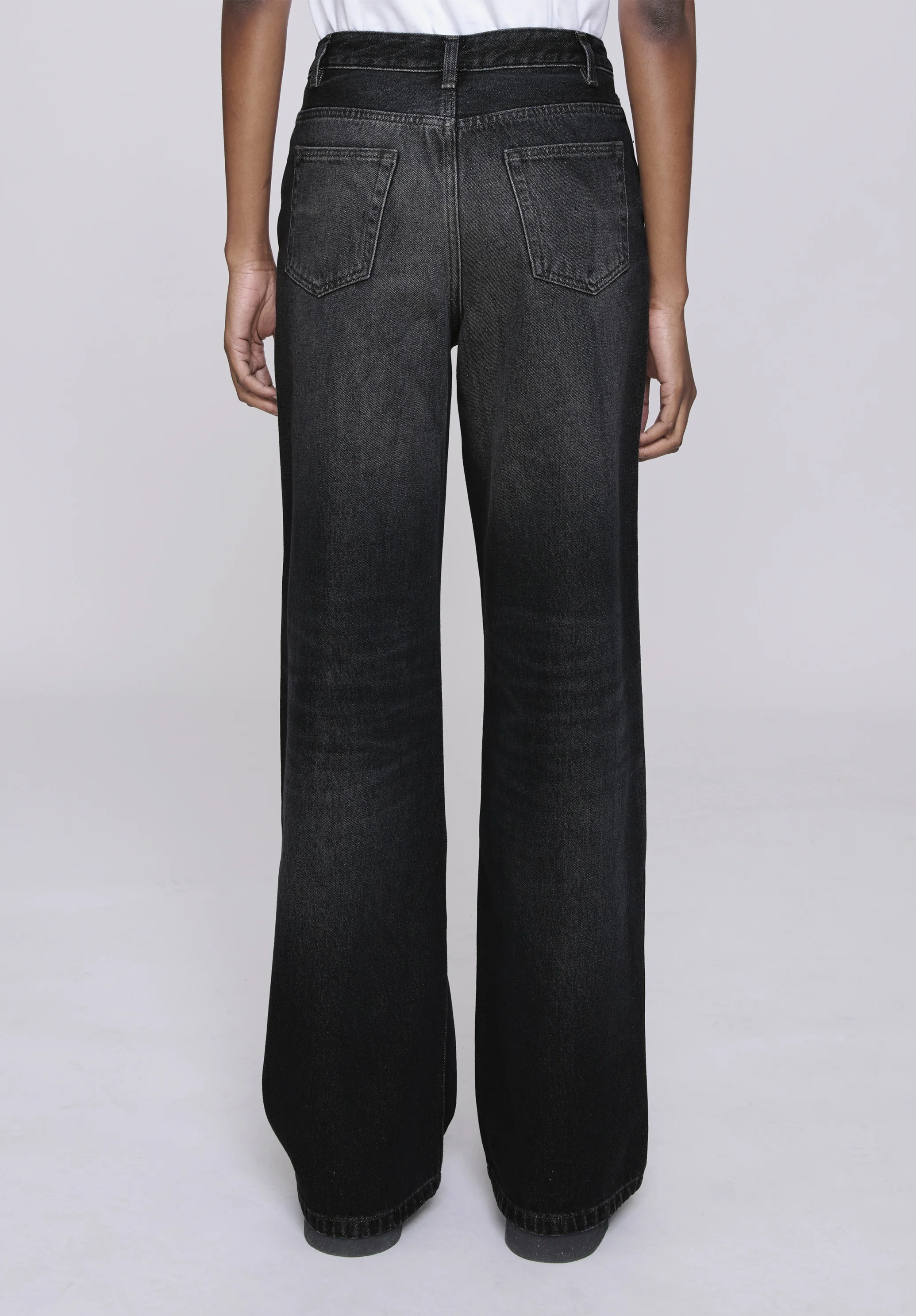 jean elisabeth - Image 6