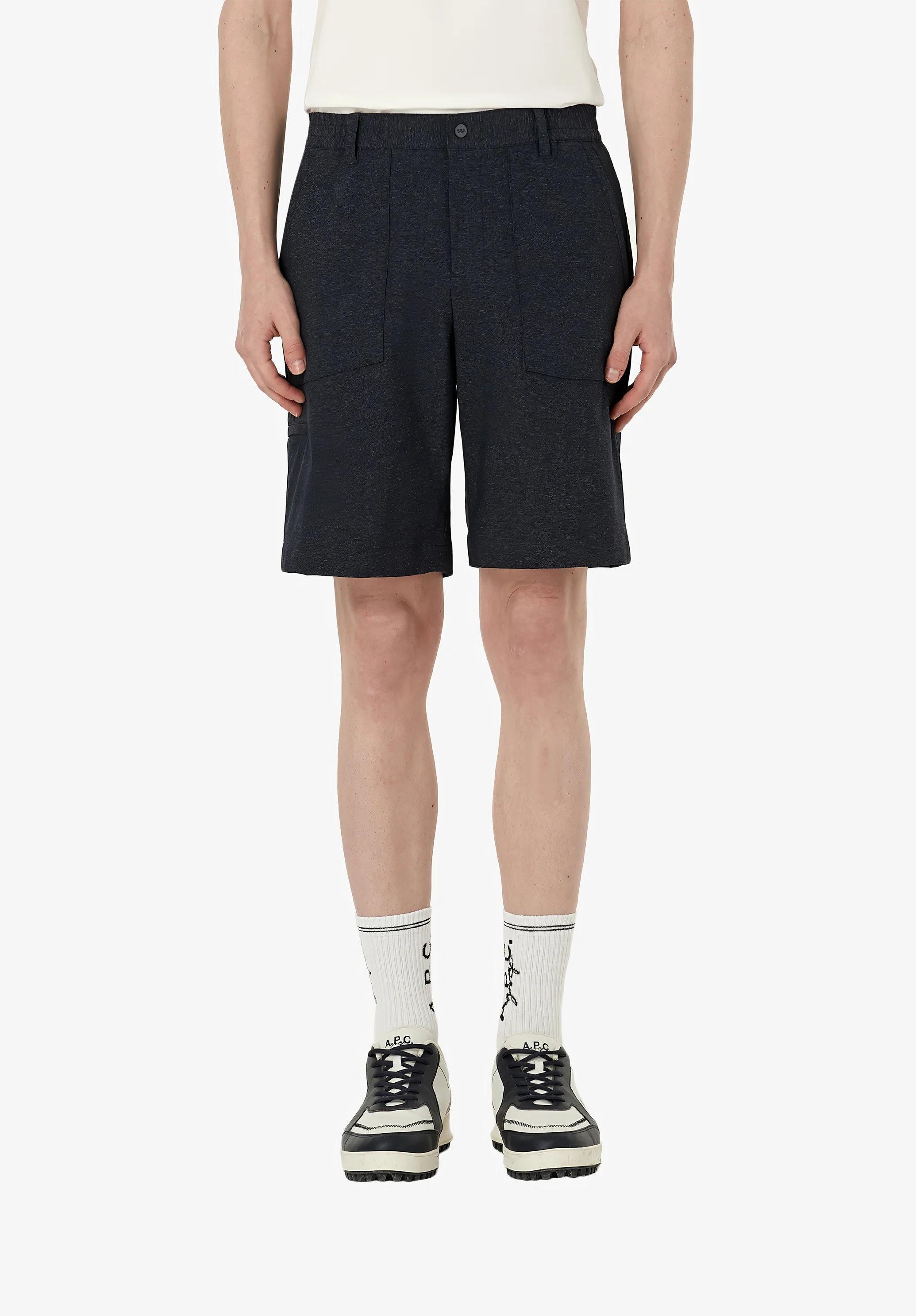 Short Conrad - Image 5