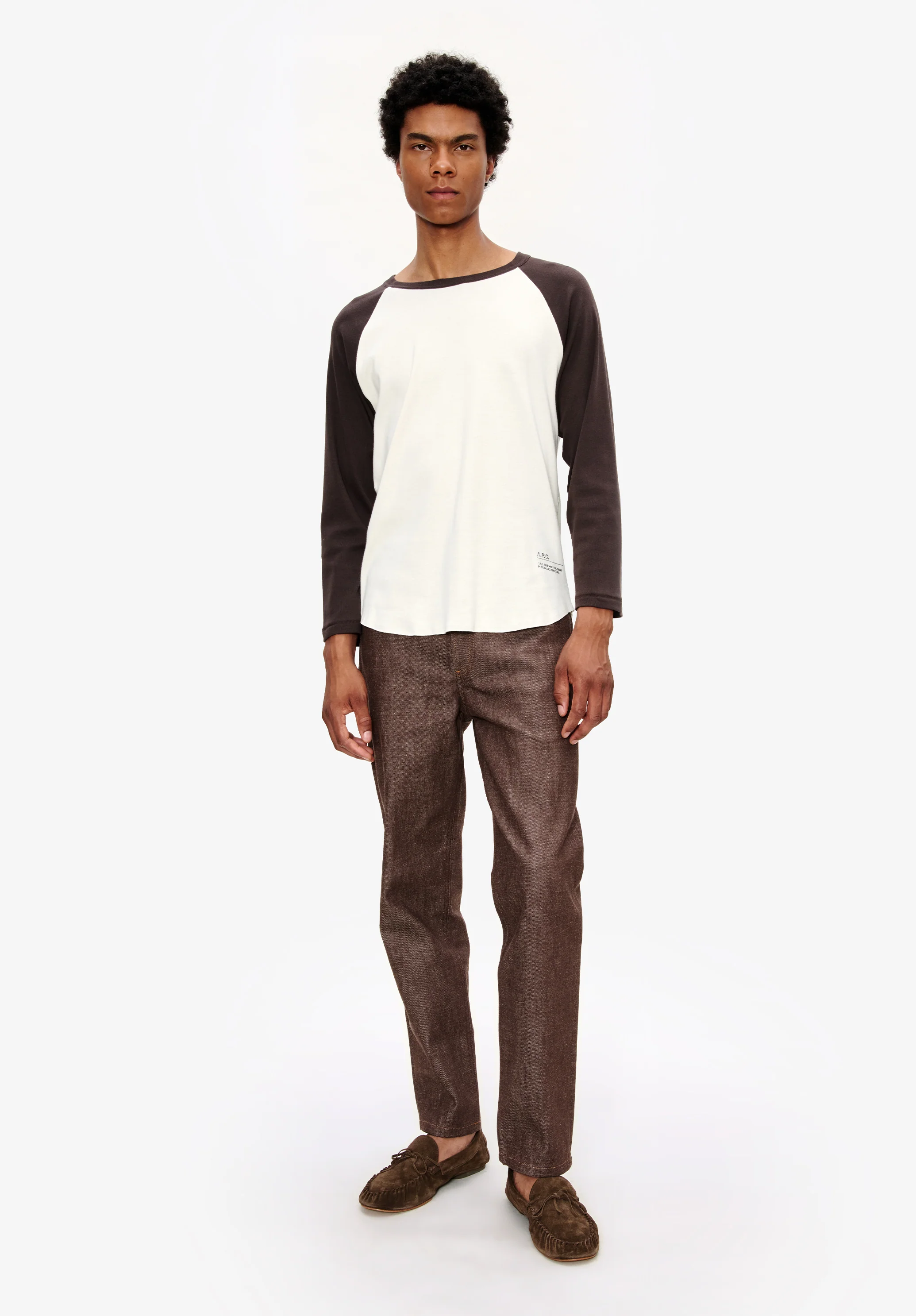 T-Shirt Quarter - Image 2