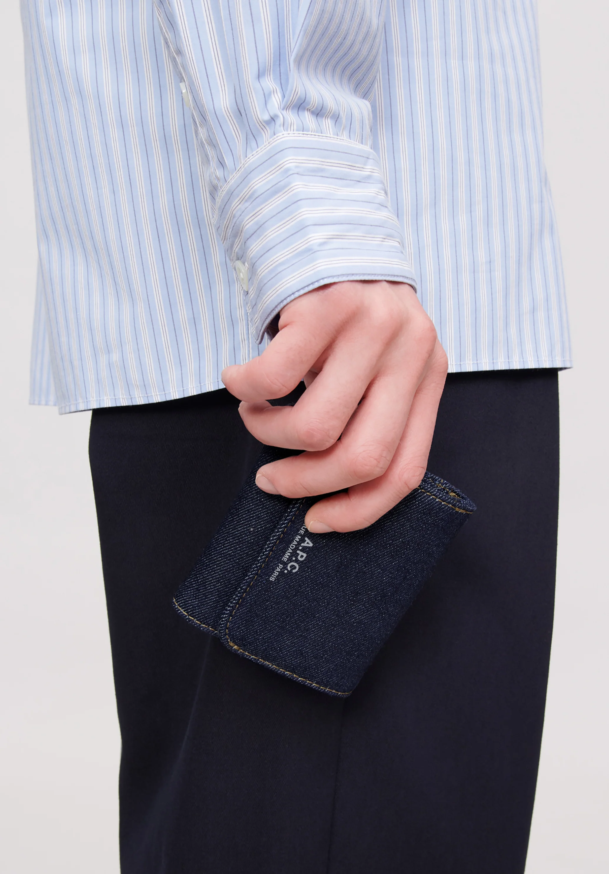 Trifold Denim Standard - Image 7